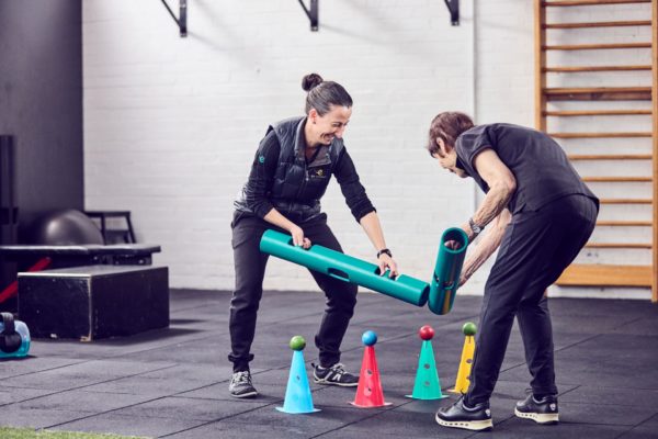 This is an Exercise Physiologist conducting a Resilient Ageing Project class